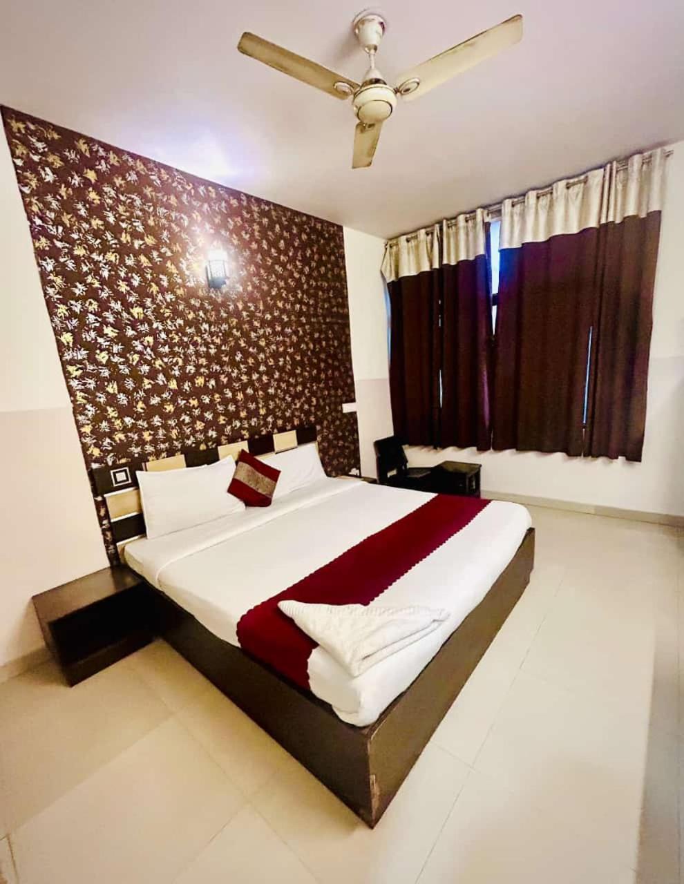 Hotel Airport City New Delhi Eksteriør bilde