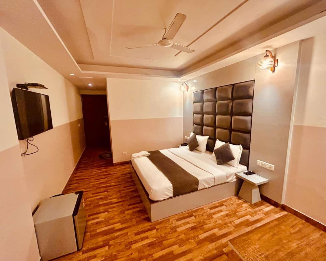 Hotel Airport City New Delhi Eksteriør bilde