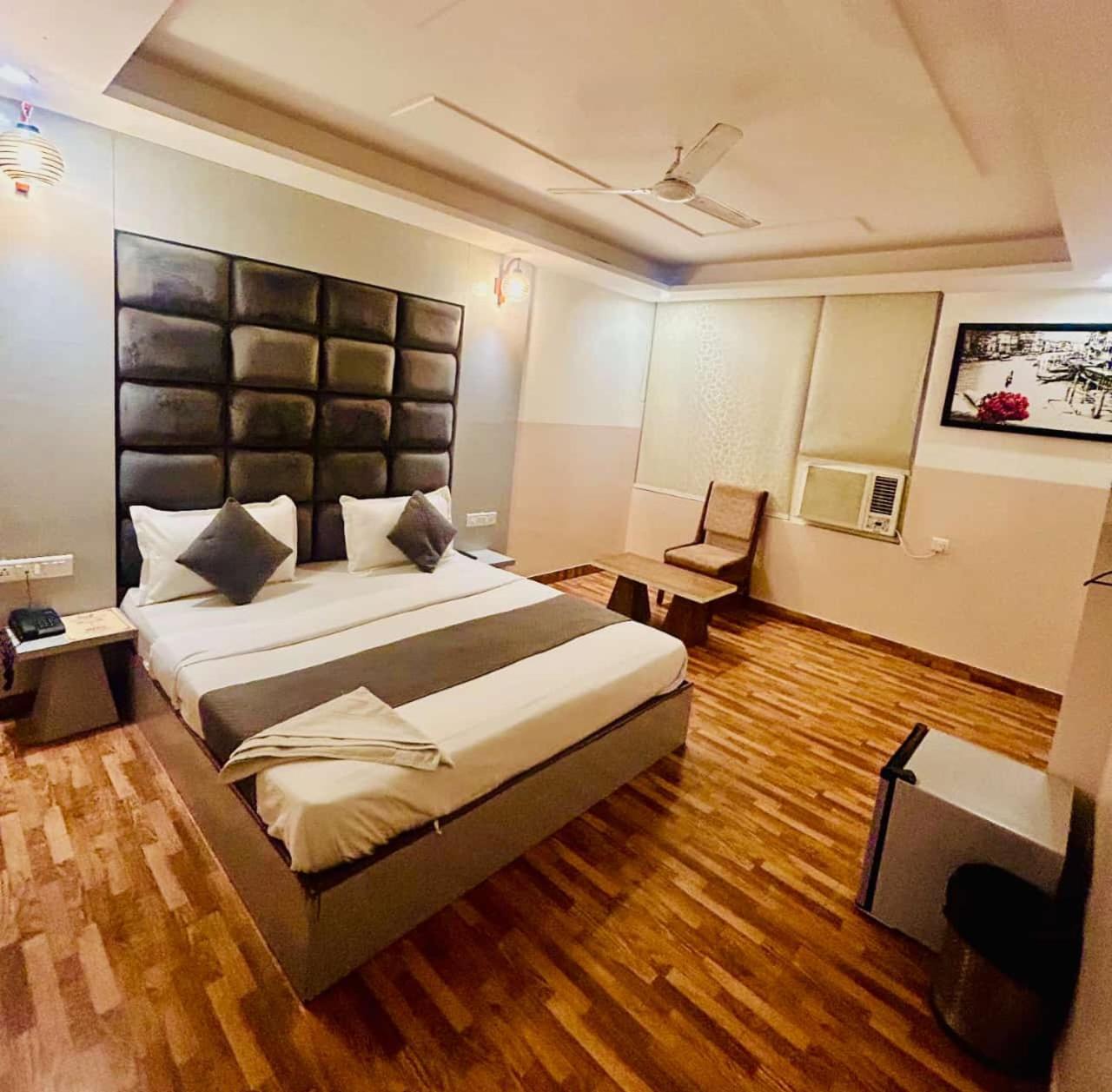 Hotel Airport City New Delhi Eksteriør bilde