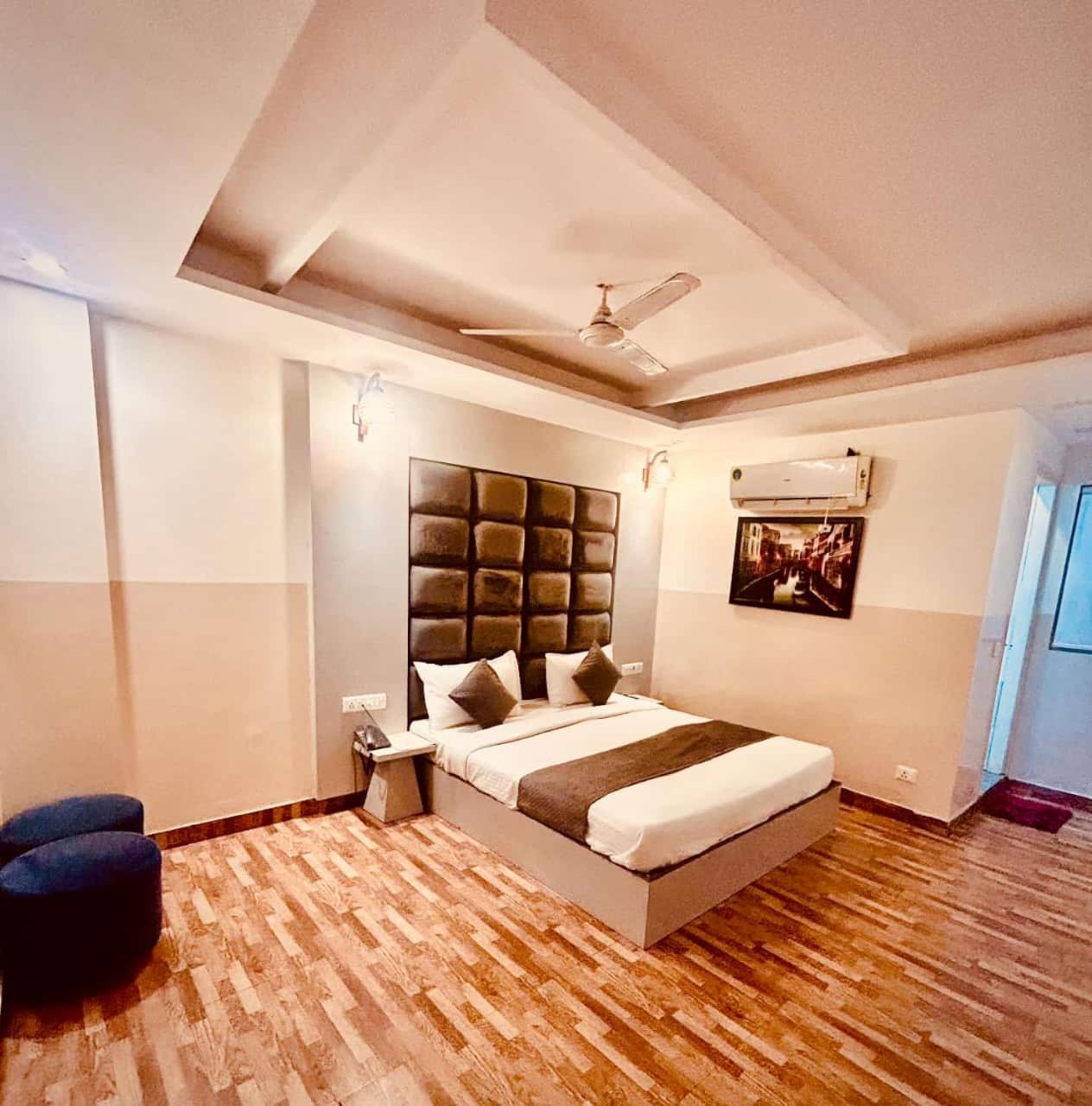 Hotel Airport City New Delhi Eksteriør bilde